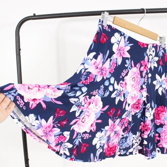 Suzy Shier Dresses & Skirts - *Suzy Shier Floral Mini Skirt